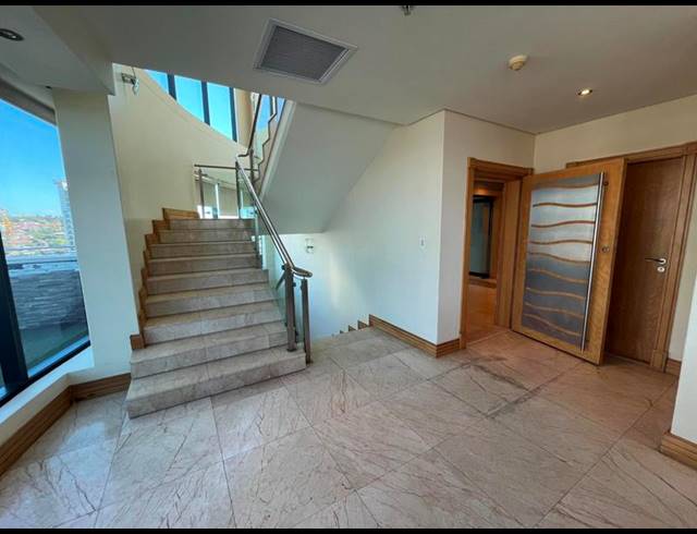 3 BEDROOM HOUSE FOR SALE IN UMHLANGA ROCKS